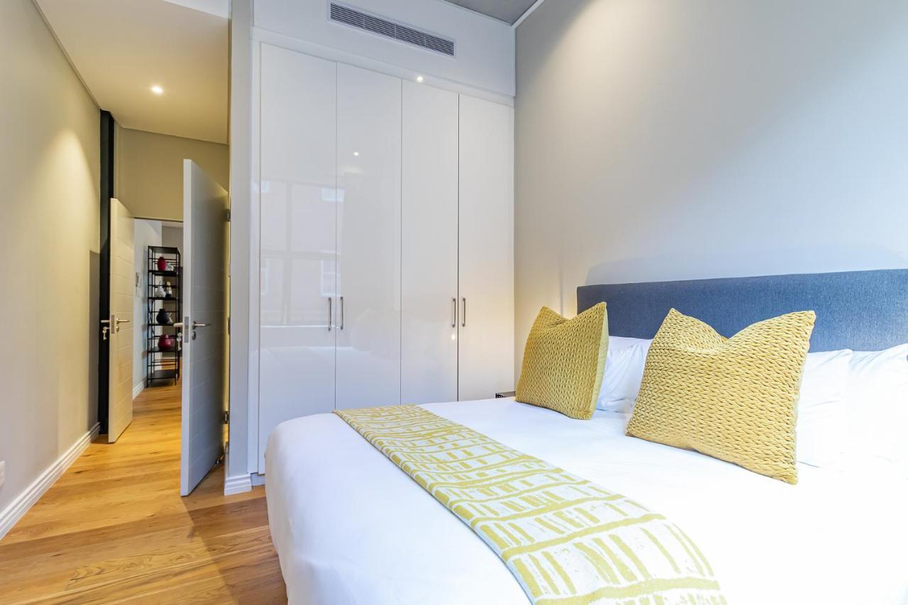 Spacious Family Apartment In Docklands, De Waterkant Cape Town Exterior photo
